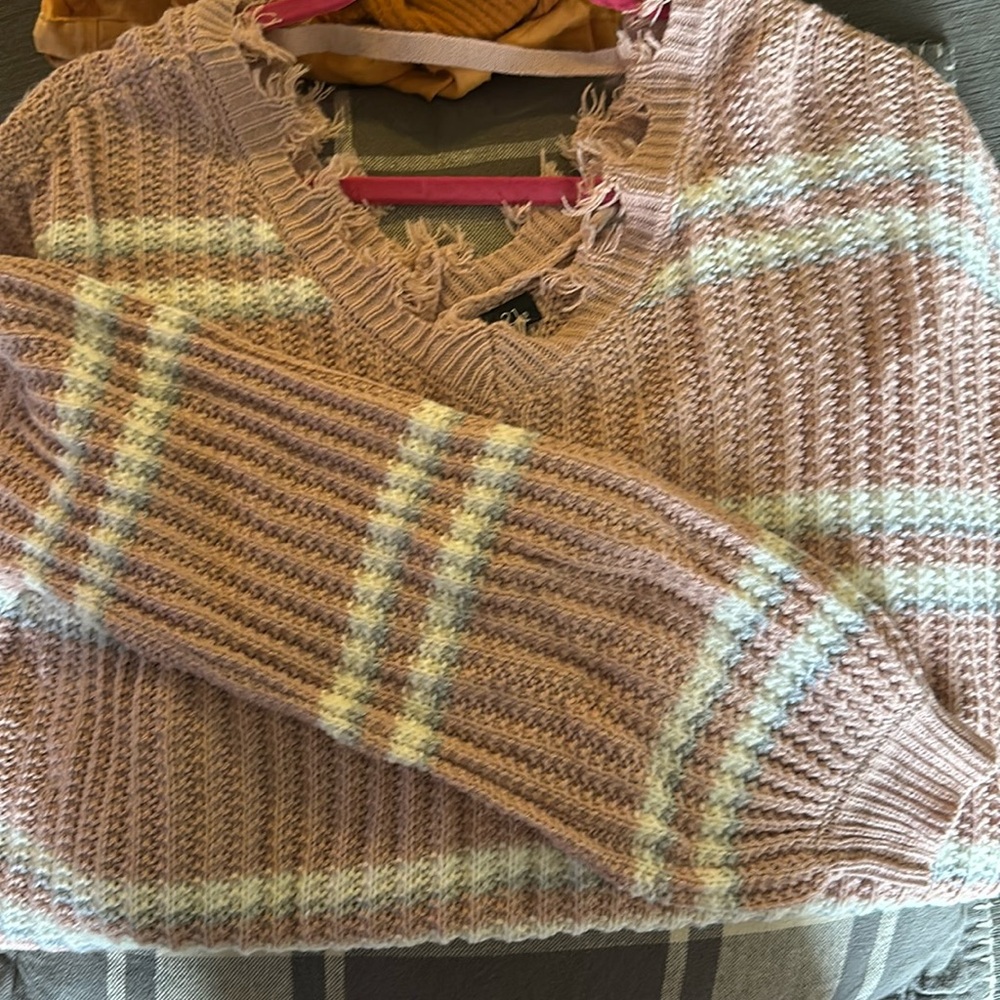 rue 21 sweater